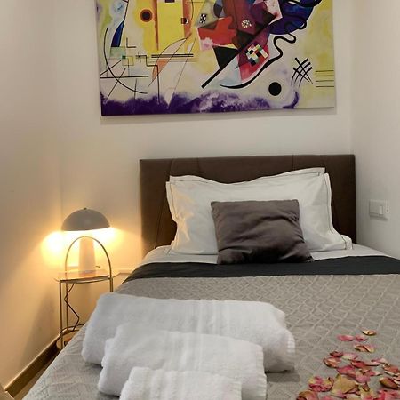 Suitesgaribaldi 칼리아리 외부 사진